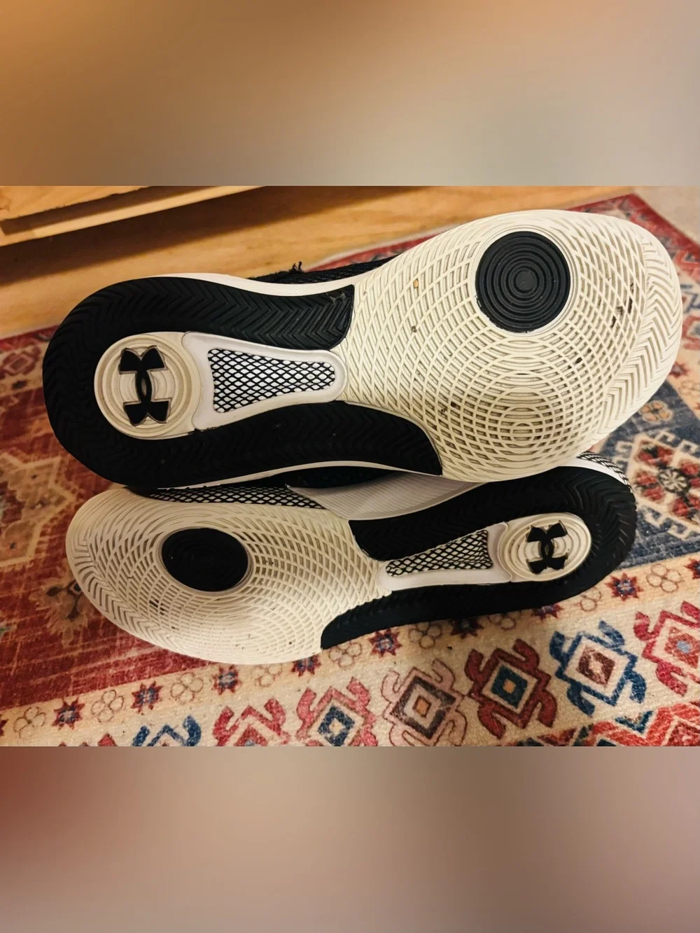 Under Armour Women's HOVR Highlight Ace Volleyball Shoes